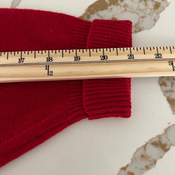 Nordstrom Sweater Mens 100% Lambs Wool VNeck Red SZXLT Classic Soft Knit - Picture 9 of 9